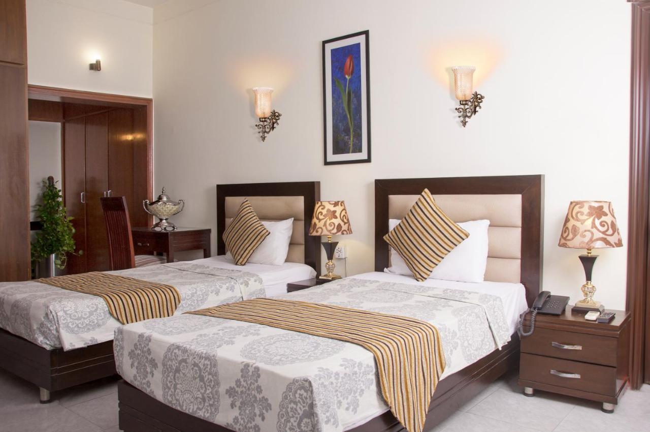 Royal Elegance Hotel Лахор Экстерьер фото