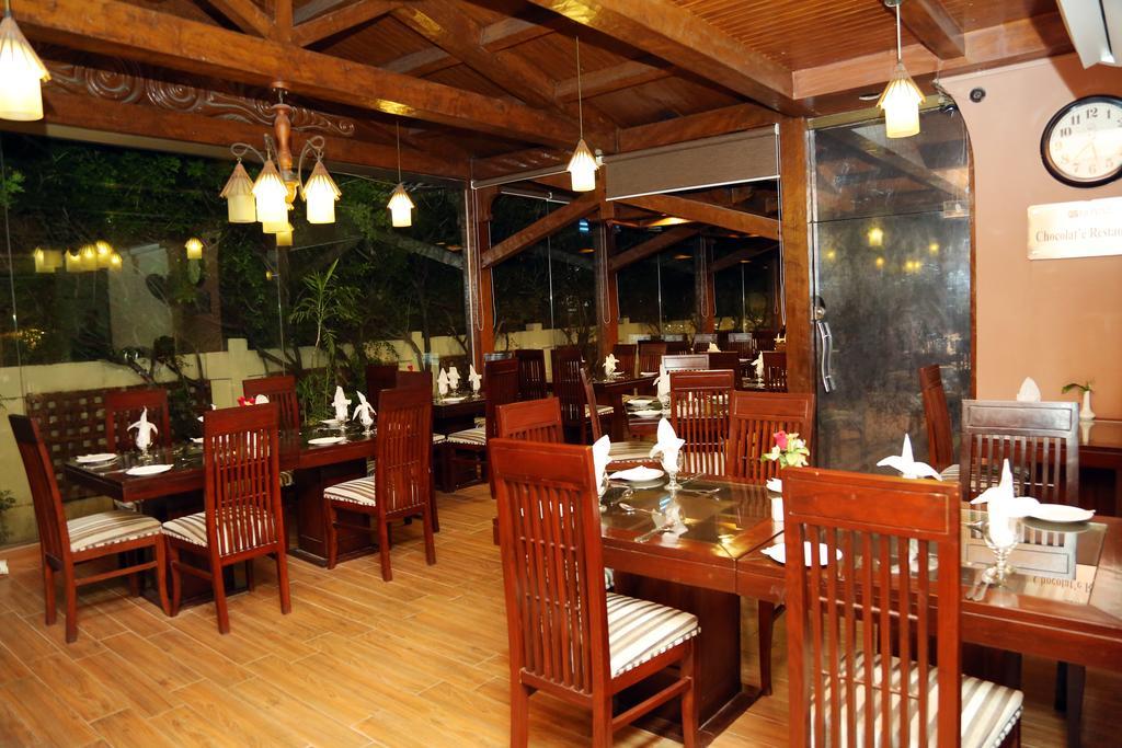 Royal Elegance Hotel Лахор Экстерьер фото